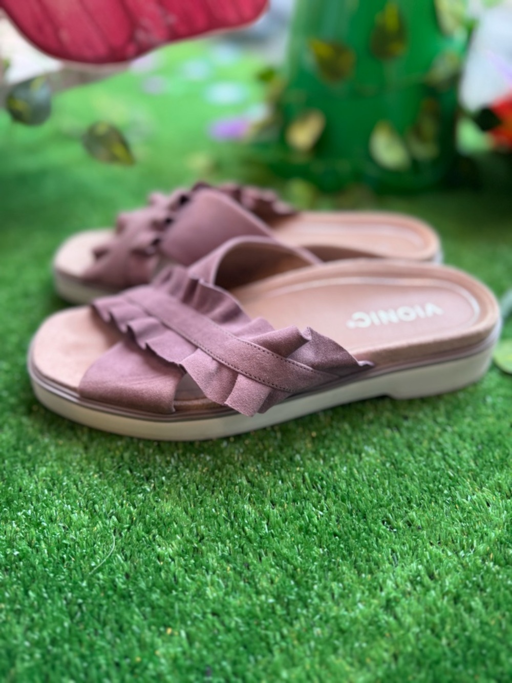 Vionic Dusty Lilac Ruffle Sandals - Picture 3 of 5